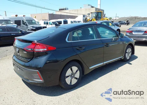 2021 Hyundai Ioniq Hybrid Se from USA, damaged, VIN KMHC75LC8MU257428